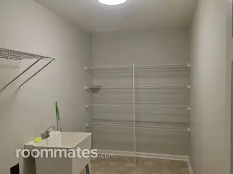 Room for rent in Cary, NC $800, house