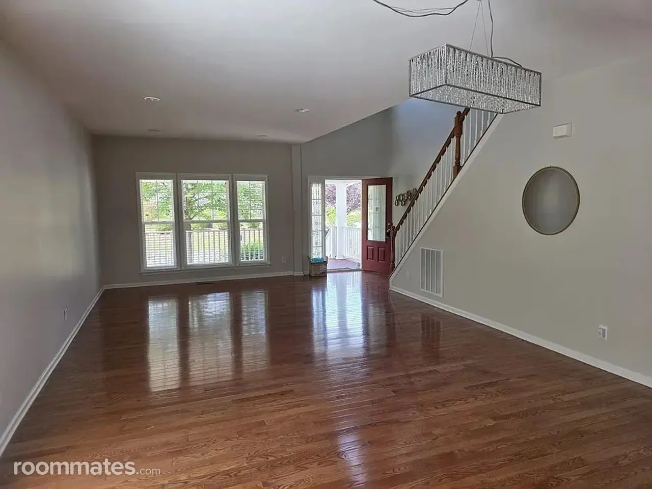 Profile photo 4 of 8