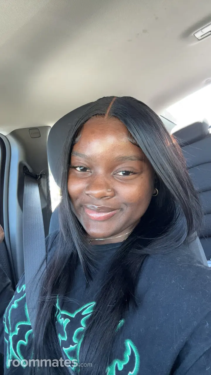 Profile photo 1 of 1