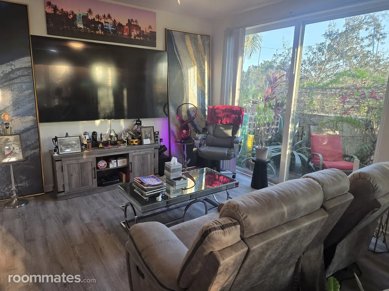 Profile photo 5 of 12