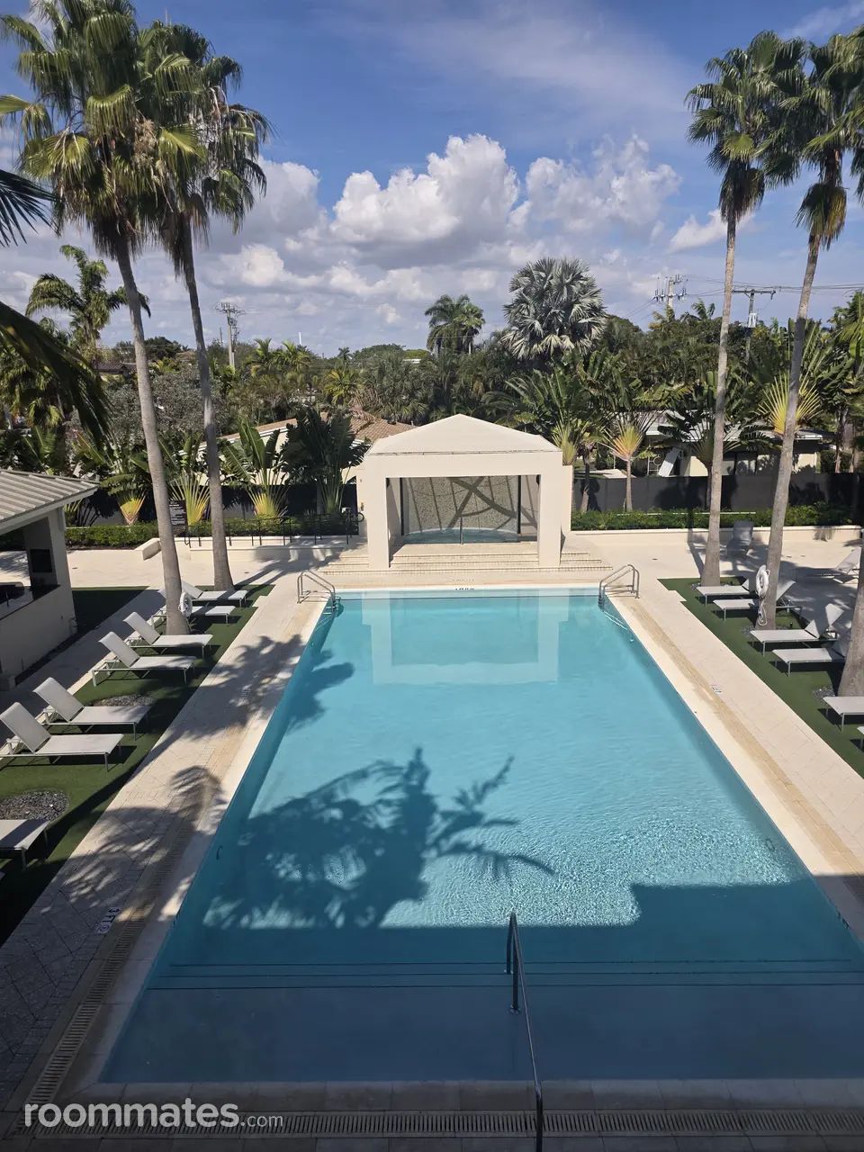 Profile photo 9 of 12