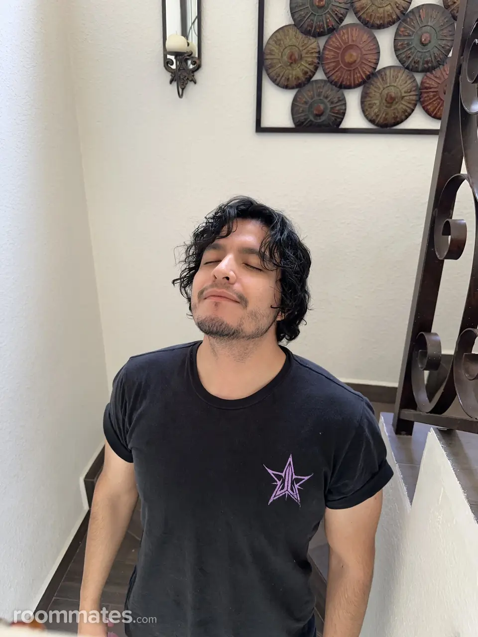 Profile photo 1 of 1