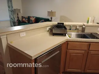 Room for rent in Orange Park, FL $900, townhouse