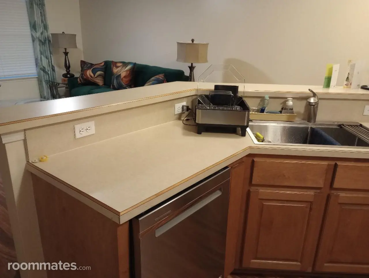 Profile photo 3 of 10