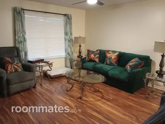 Room for rent in Orange Park, FL $900, townhouse