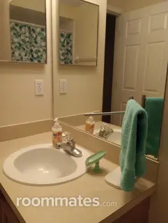 Room for rent in Orange Park, FL $900, townhouse