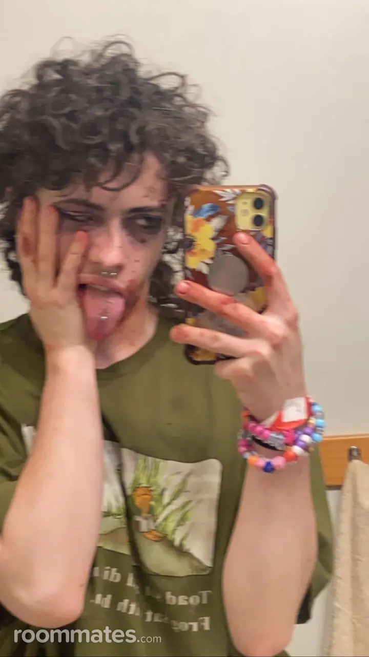 Profile photo 5 of 6