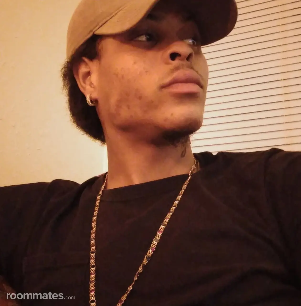 Profile photo 3 of 10