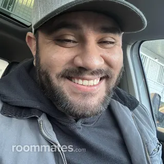 Roommate looking Puyallup, WA, $1000