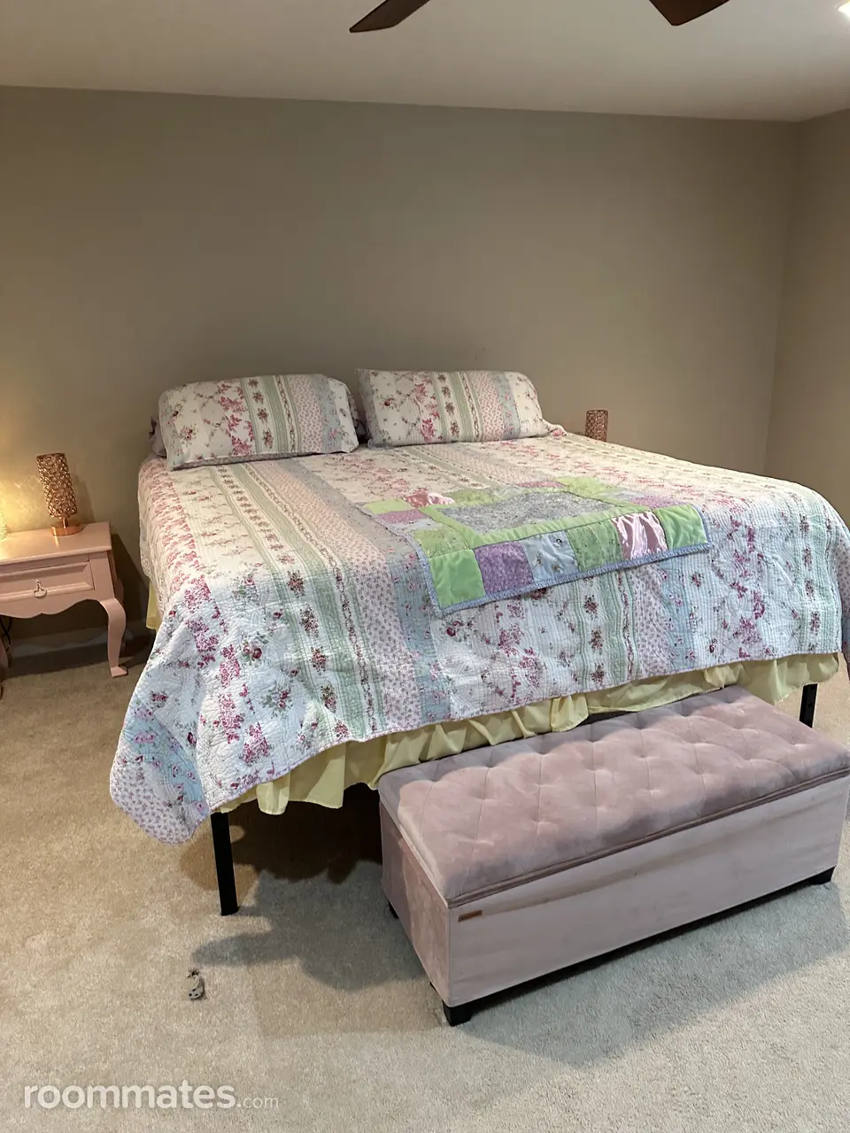 Profile photo 3 of 8