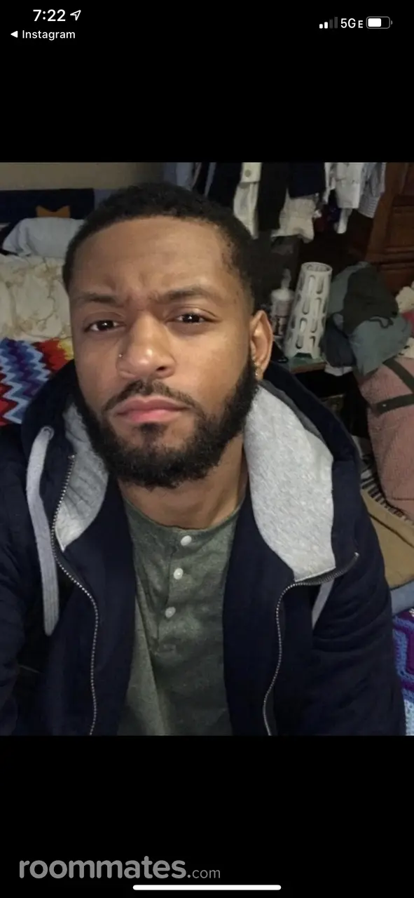 Profile photo 4 of 4