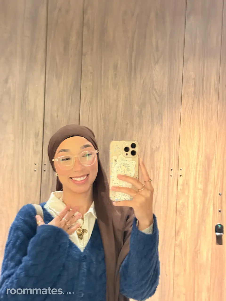 Profile photo 7 of 8