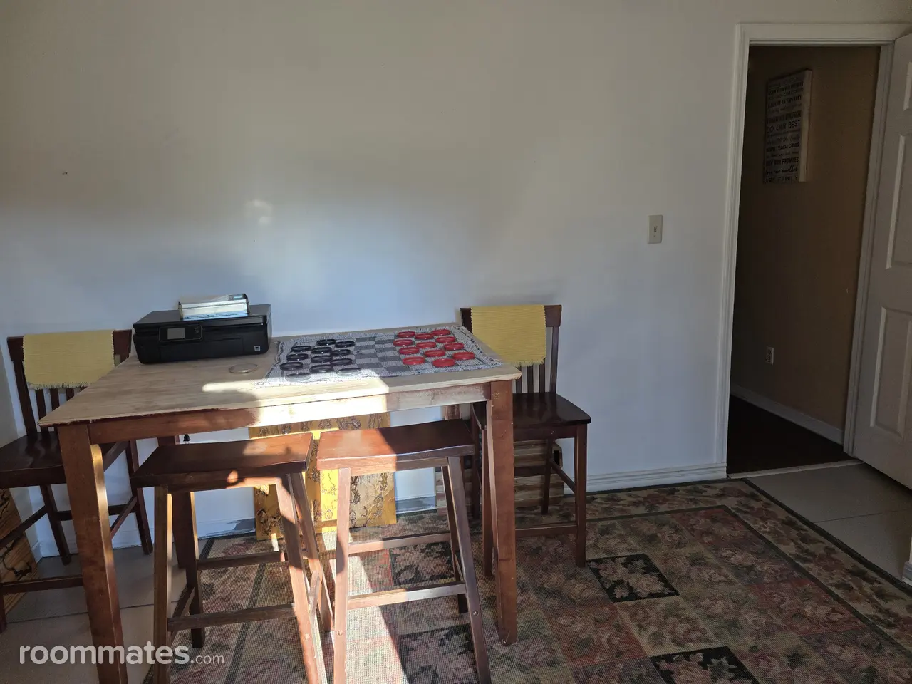 Profile photo 7 of 10