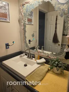 Room for rent in Pensacola, FL $700, house