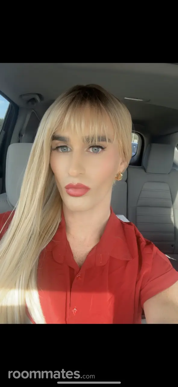 Profile photo 1 of 3