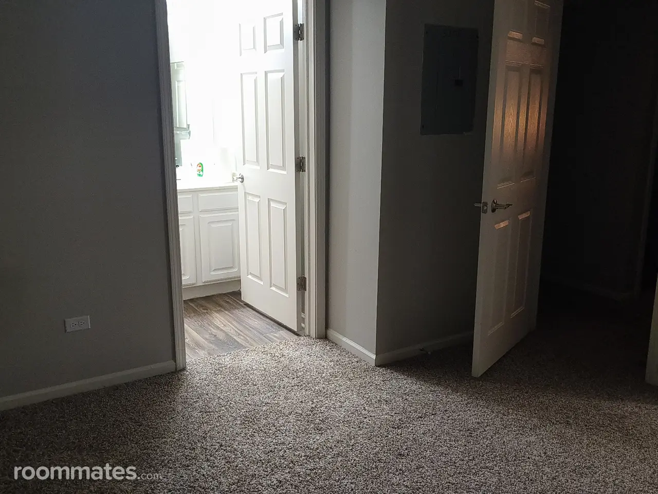 Profile photo 3 of 9