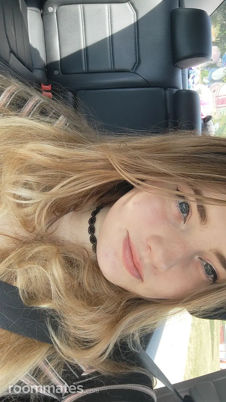 Profile photo 9 of 9