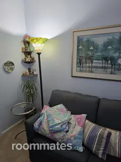 Room for rent in Manalapan, NJ $1200, condo