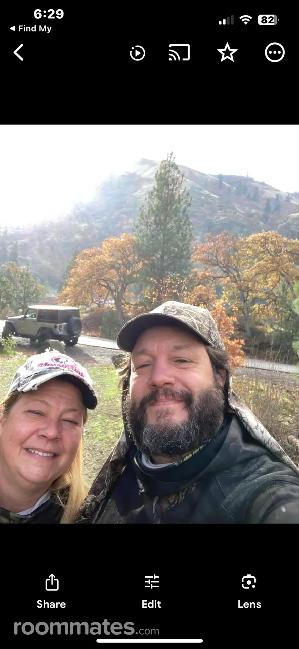 Profile photo 12 of 15