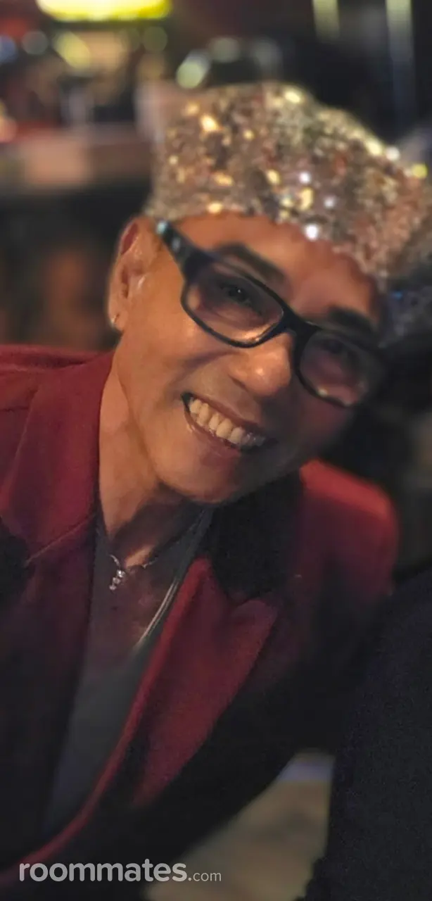 Profile photo 1 of 1