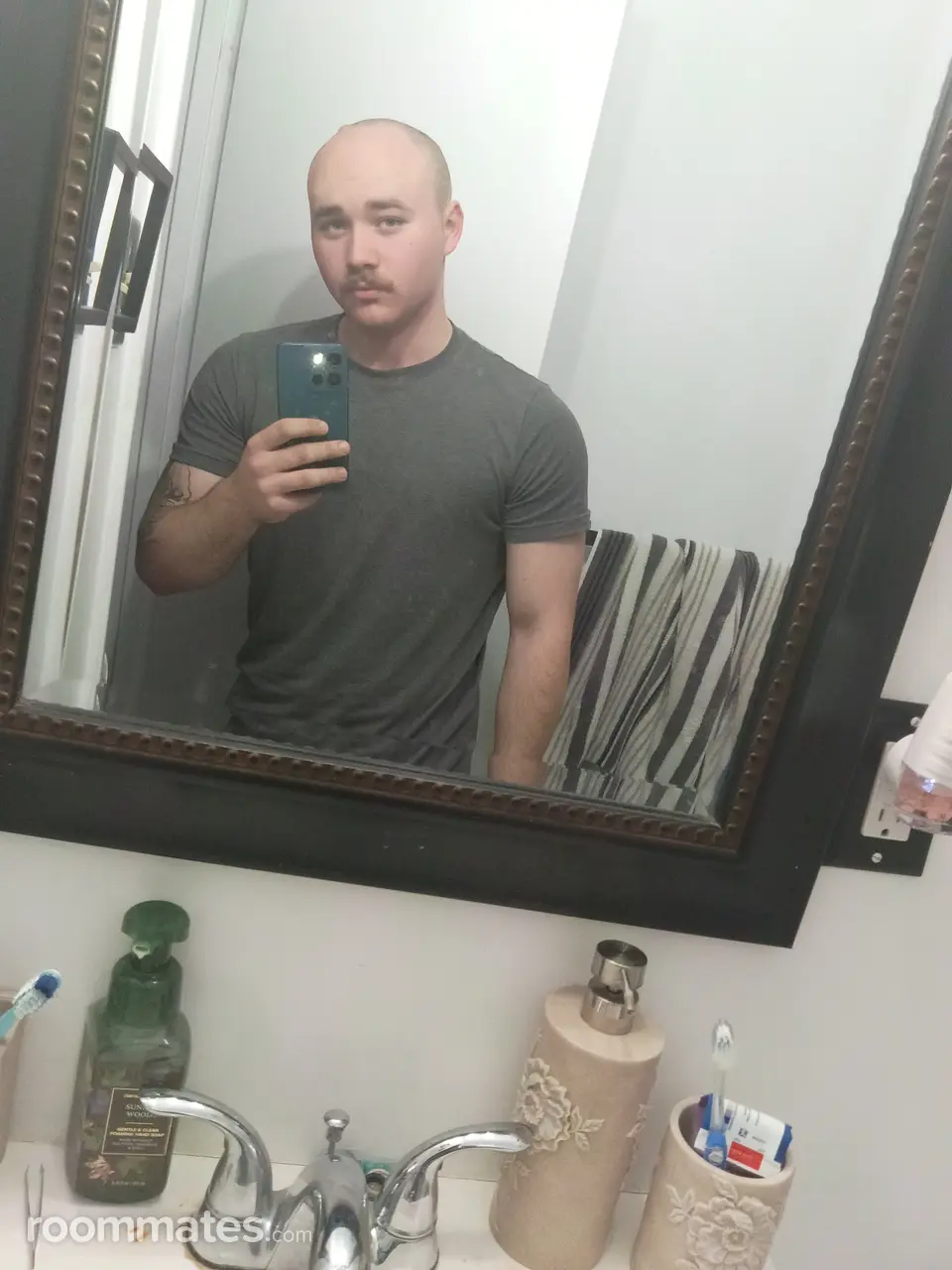 Profile photo 16 of 21