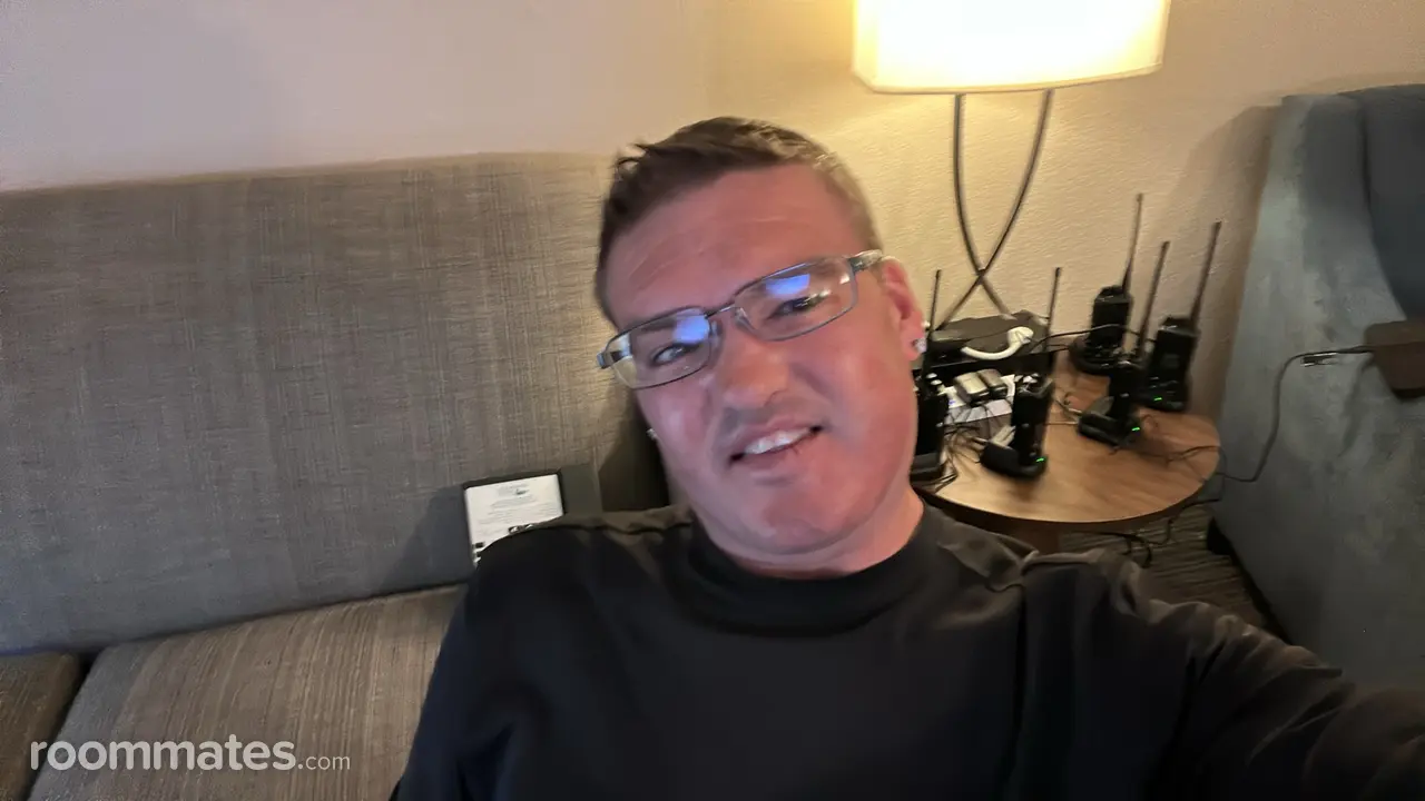 Profile photo 5 of 5