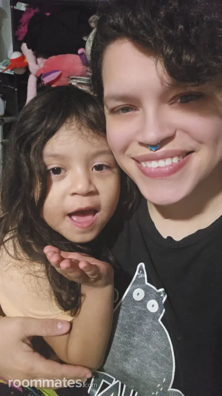 Profile photo 1 of 1