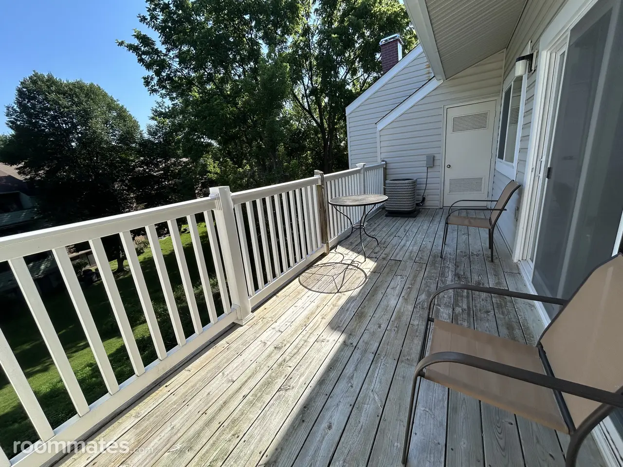 Profile photo 7 of 11