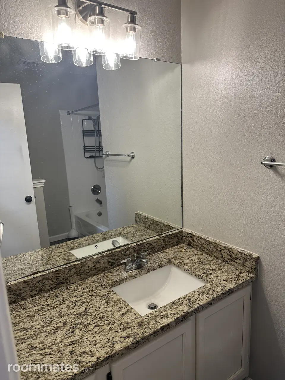 Profile photo 9 of 11