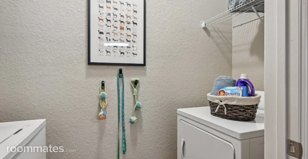 Profile photo 6 of 16