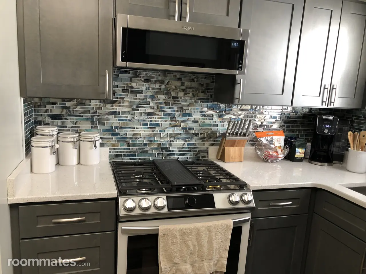 Profile photo 9 of 18