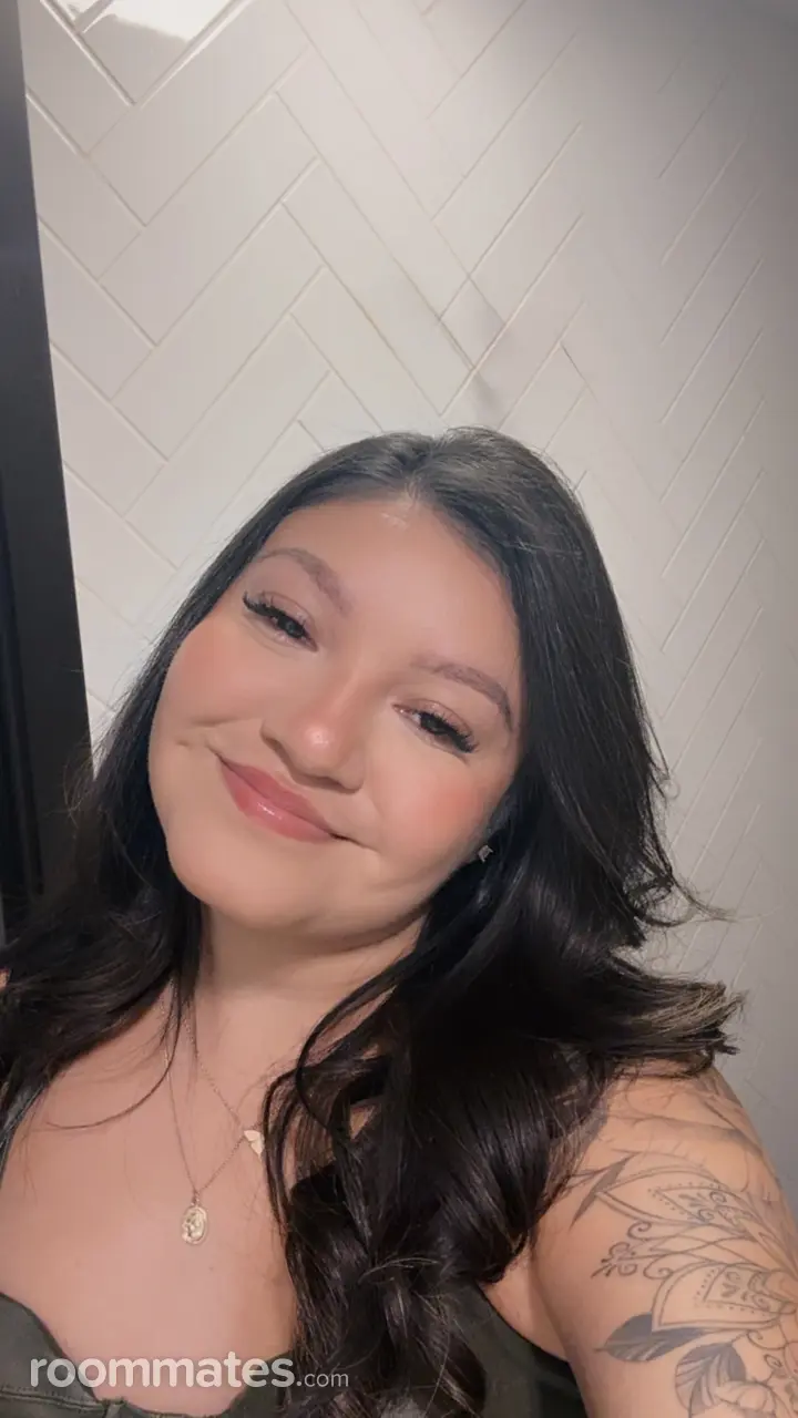 Profile photo 1 of 1