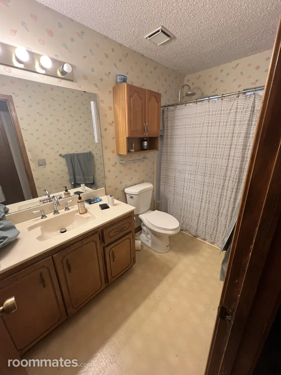 Profile photo 3 of 11