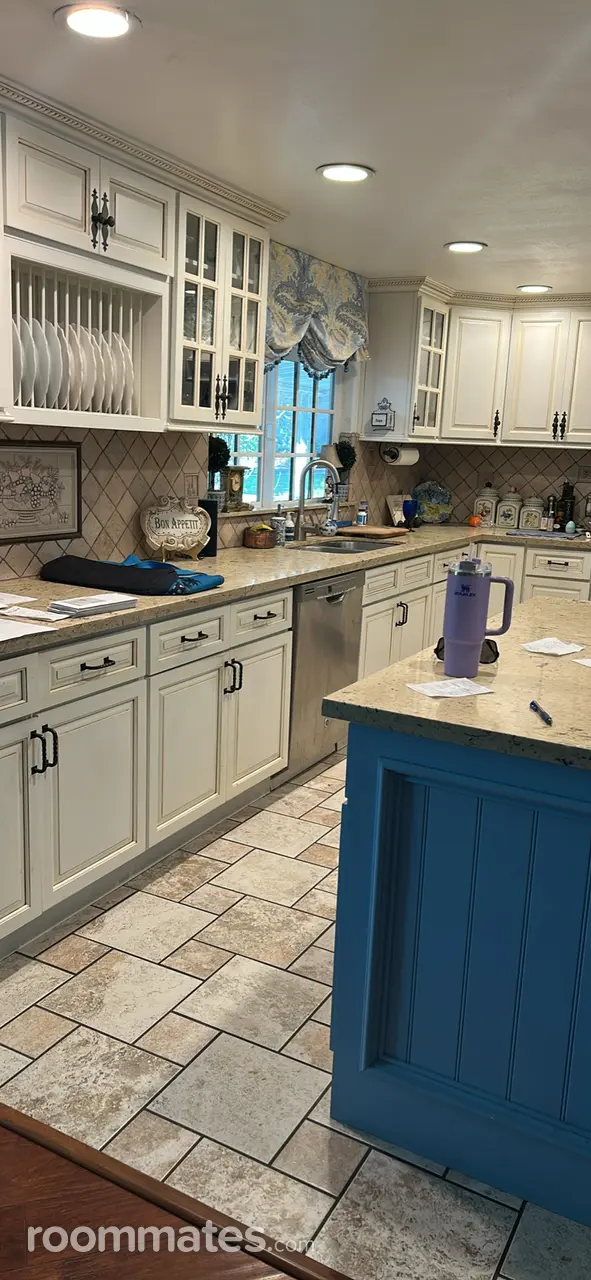 Profile photo 2 of 18