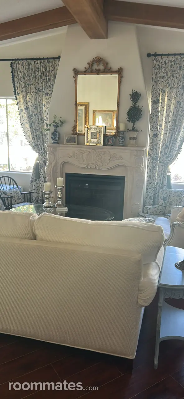 Profile photo 1 of 18