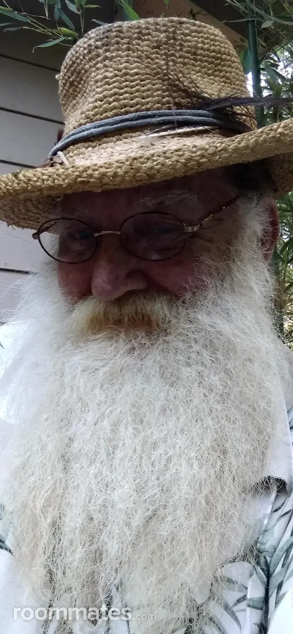 Profile photo 5 of 5