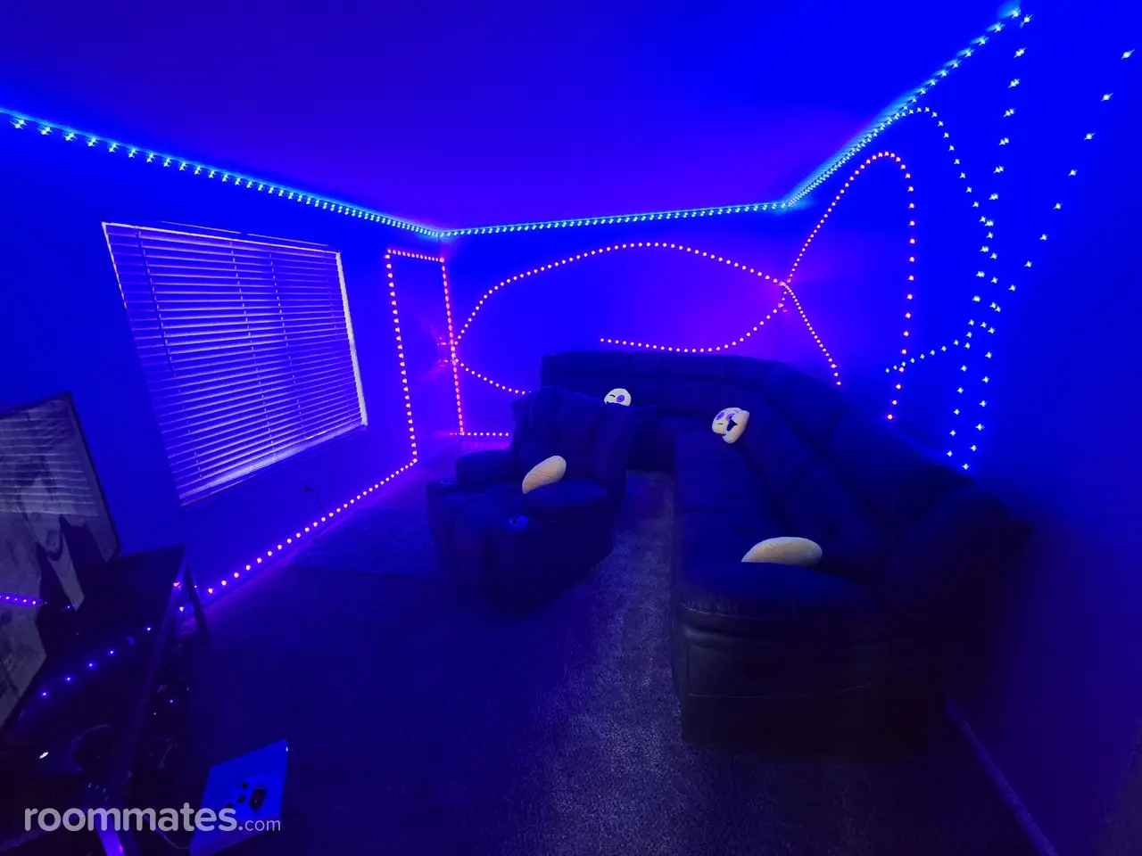 Profile photo 1 of 6