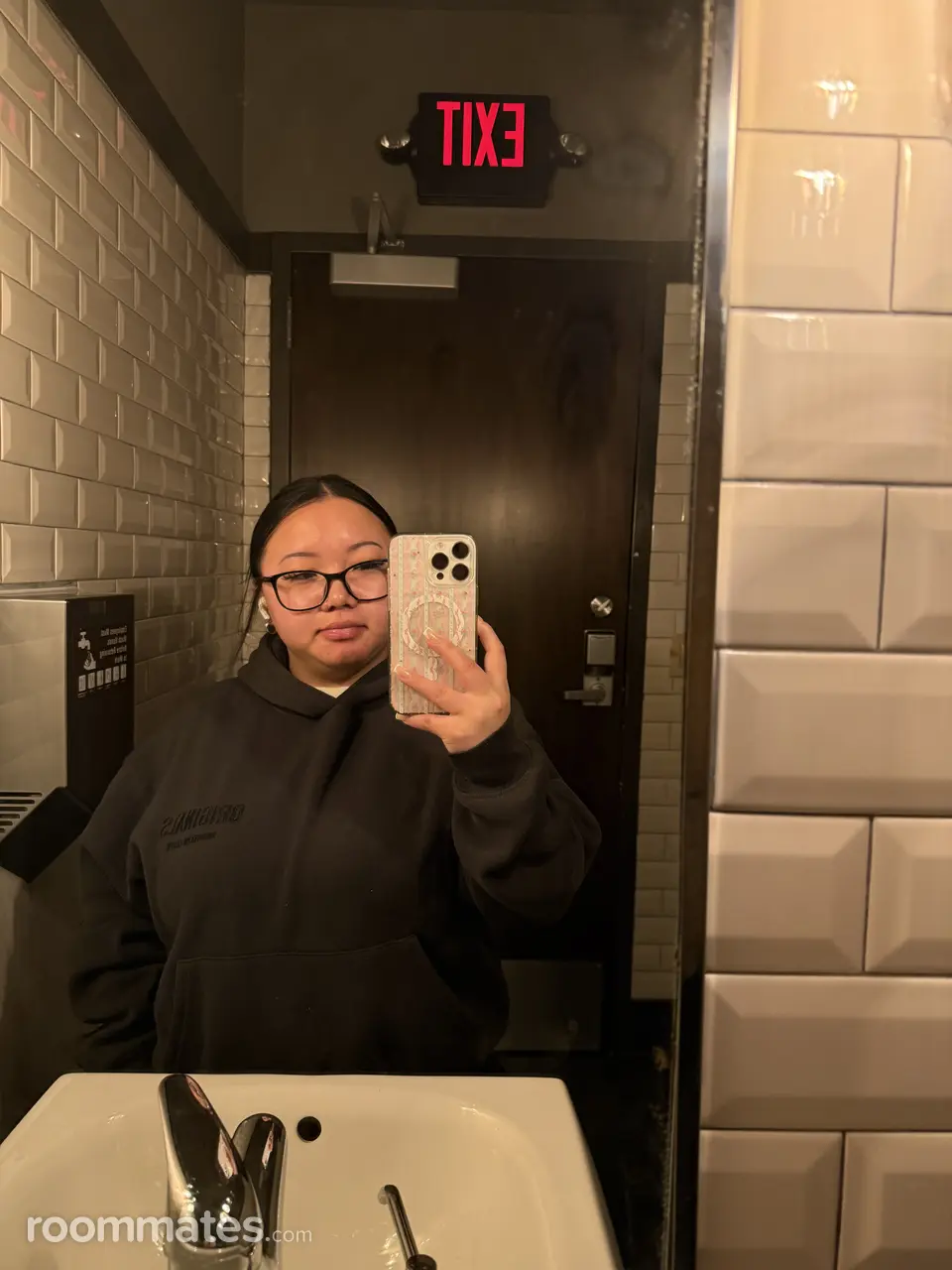 Profile photo 8 of 9