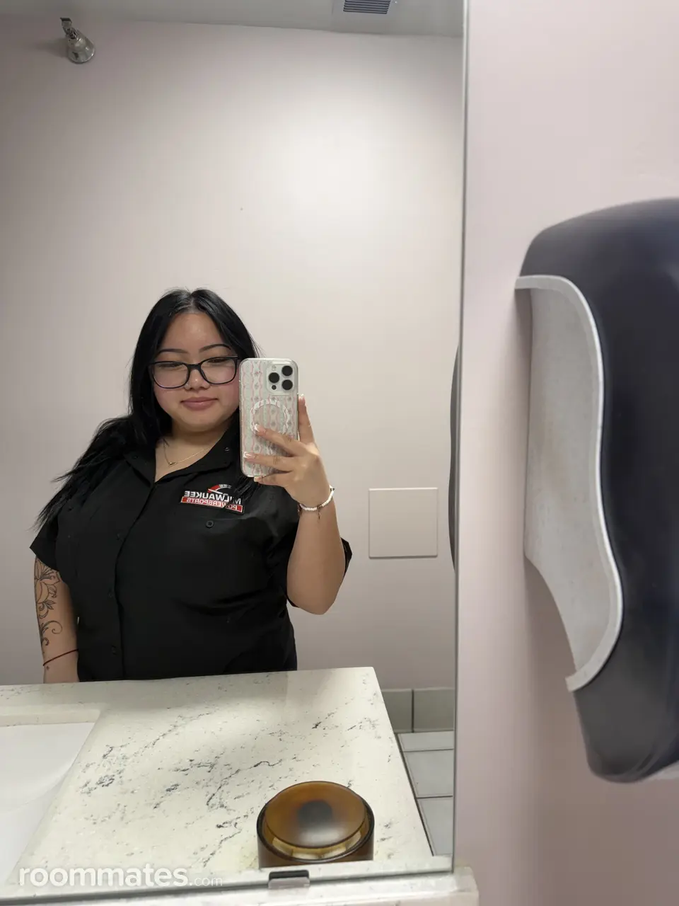 Profile photo 3 of 9