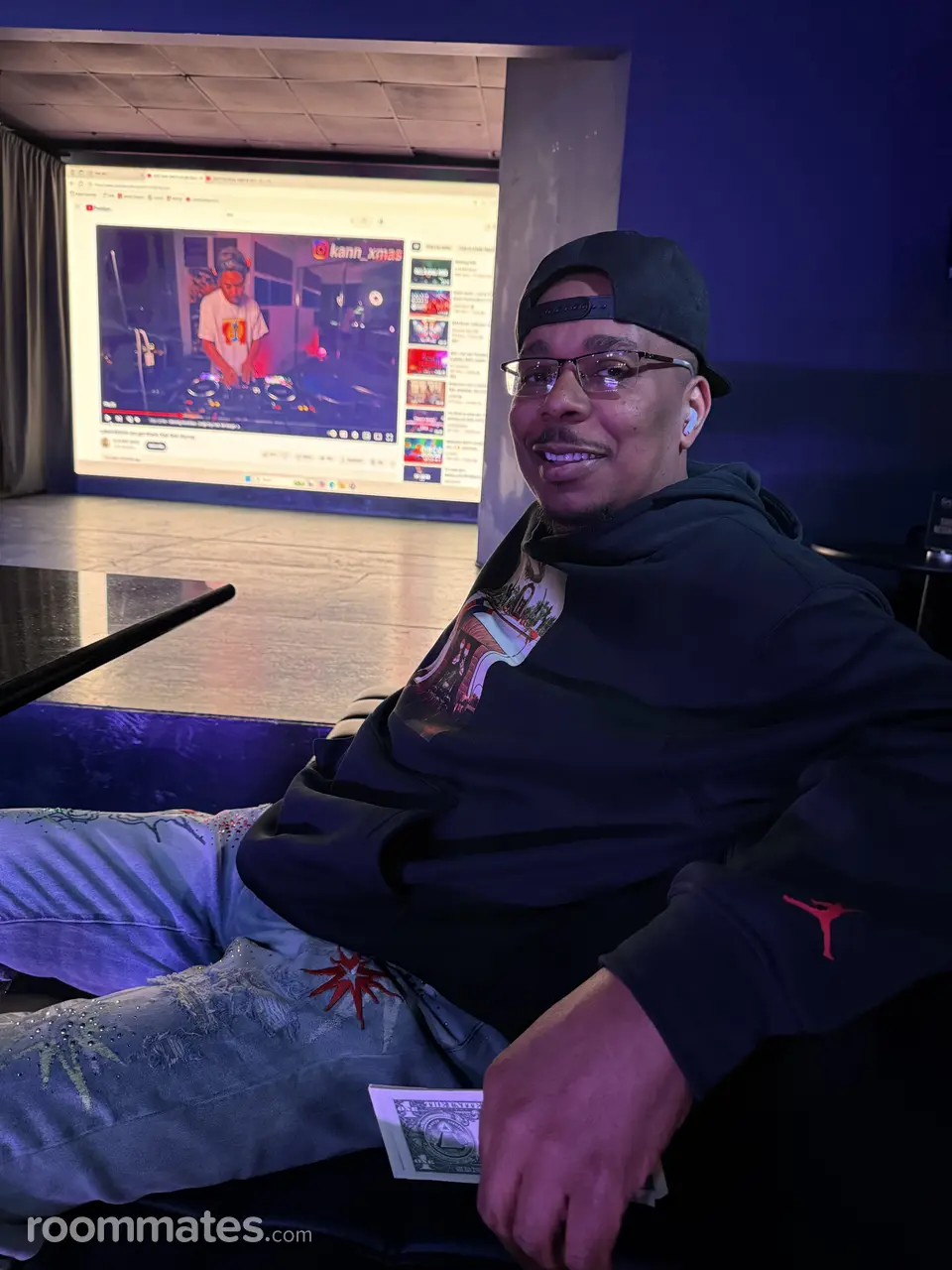 Profile photo 12 of 14