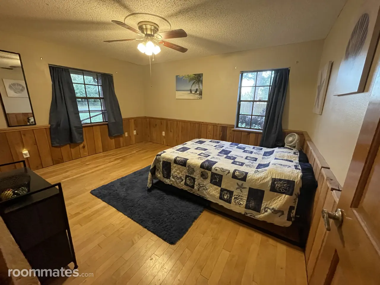 Profile photo 1 of 10