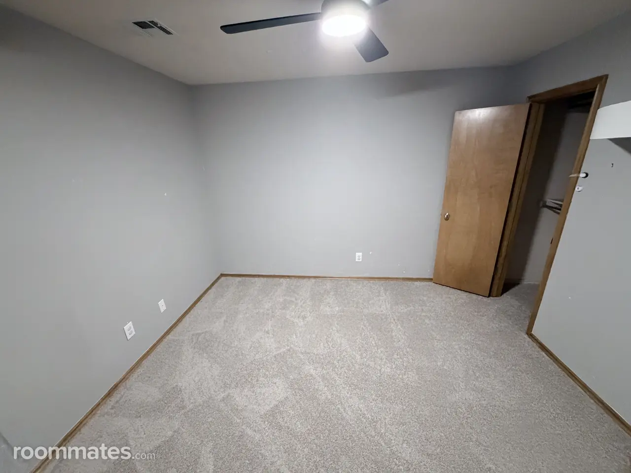 Profile photo 4 of 7