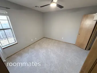 Room for rent in Edmond, OK $725, house