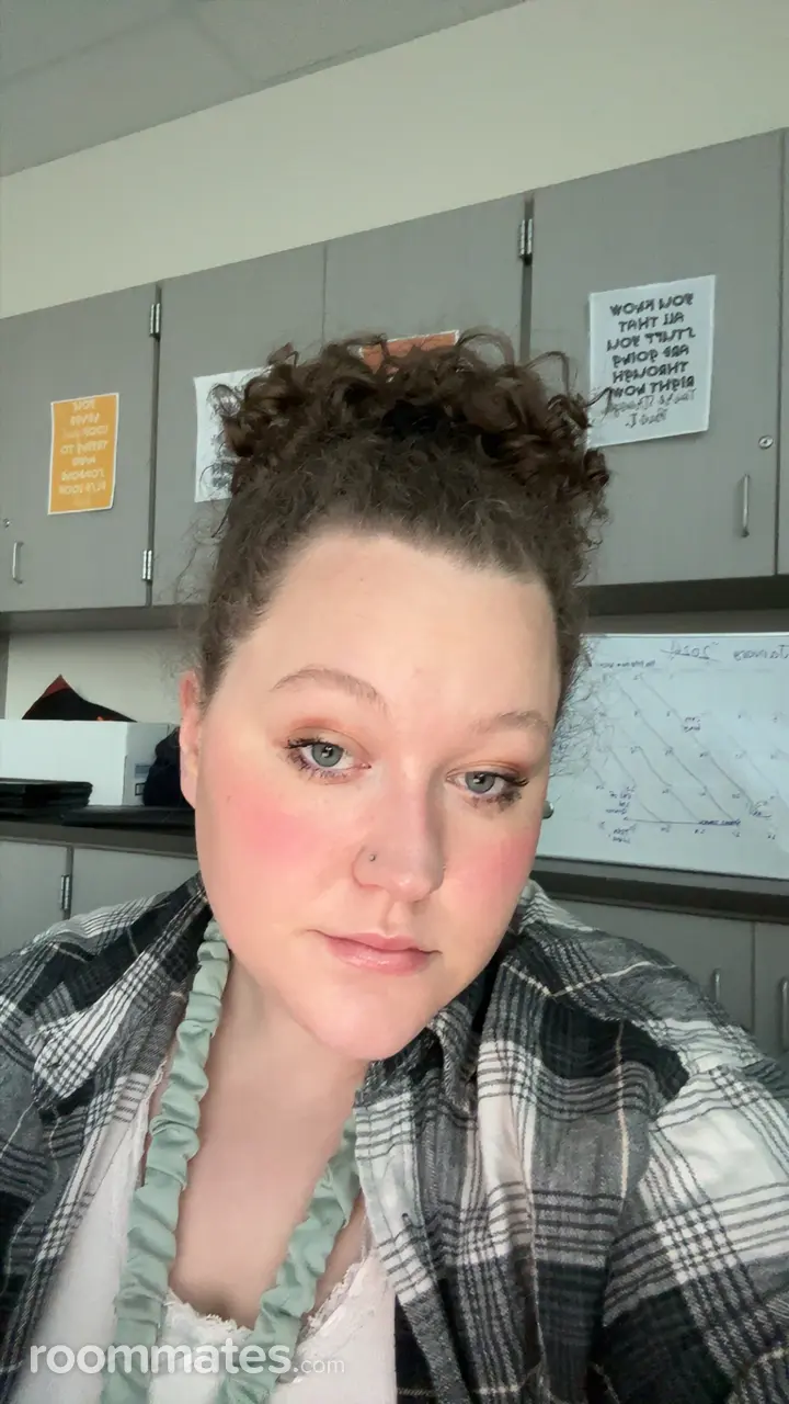 Profile photo 1 of 6