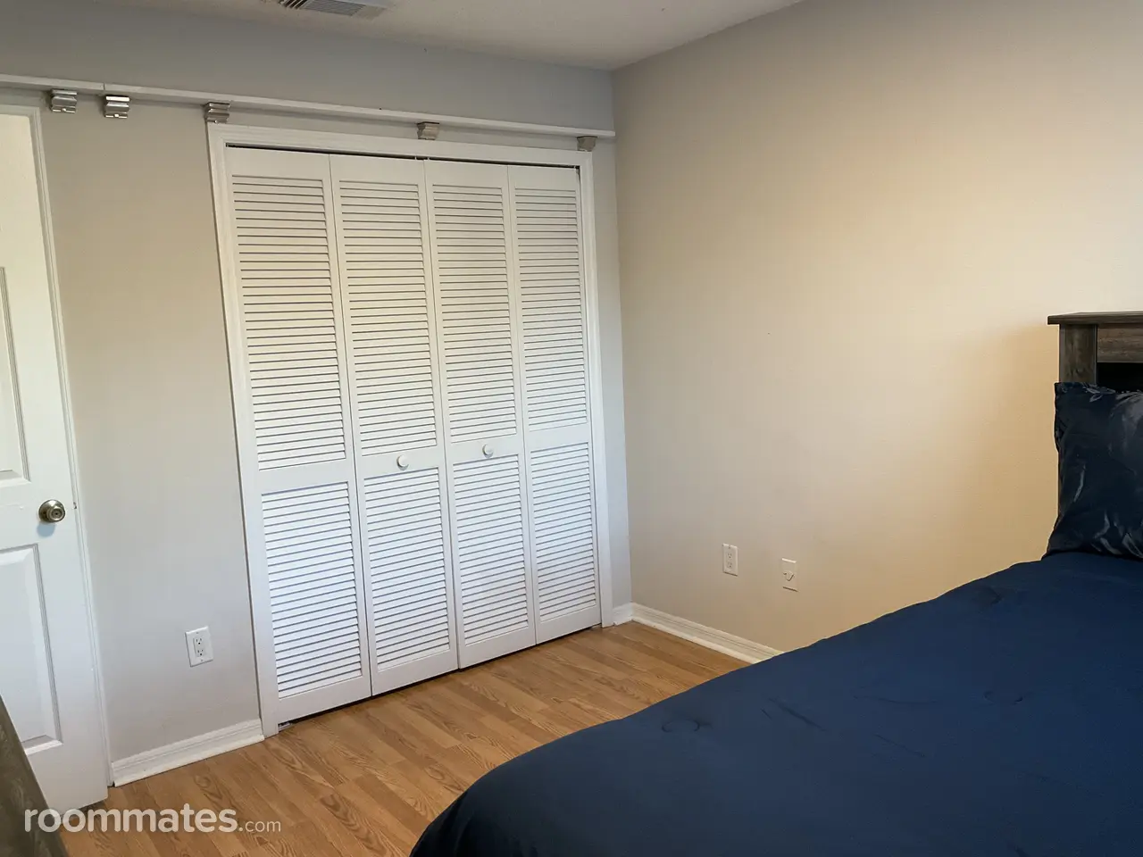 Profile photo 6 of 12