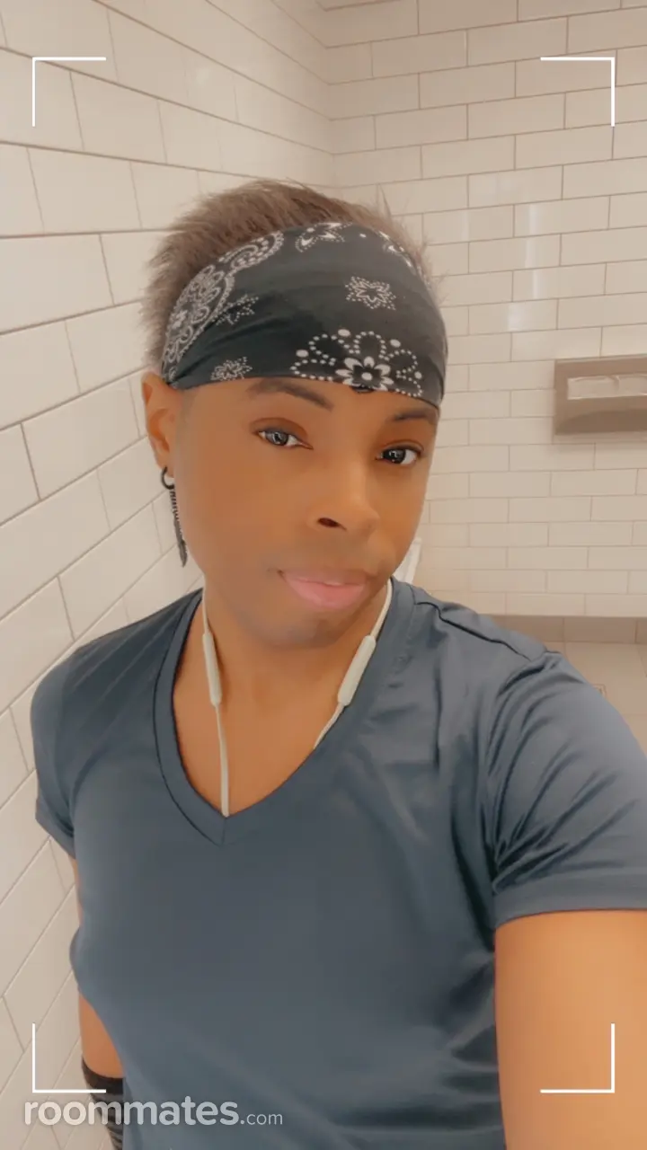 Profile photo 3 of 3