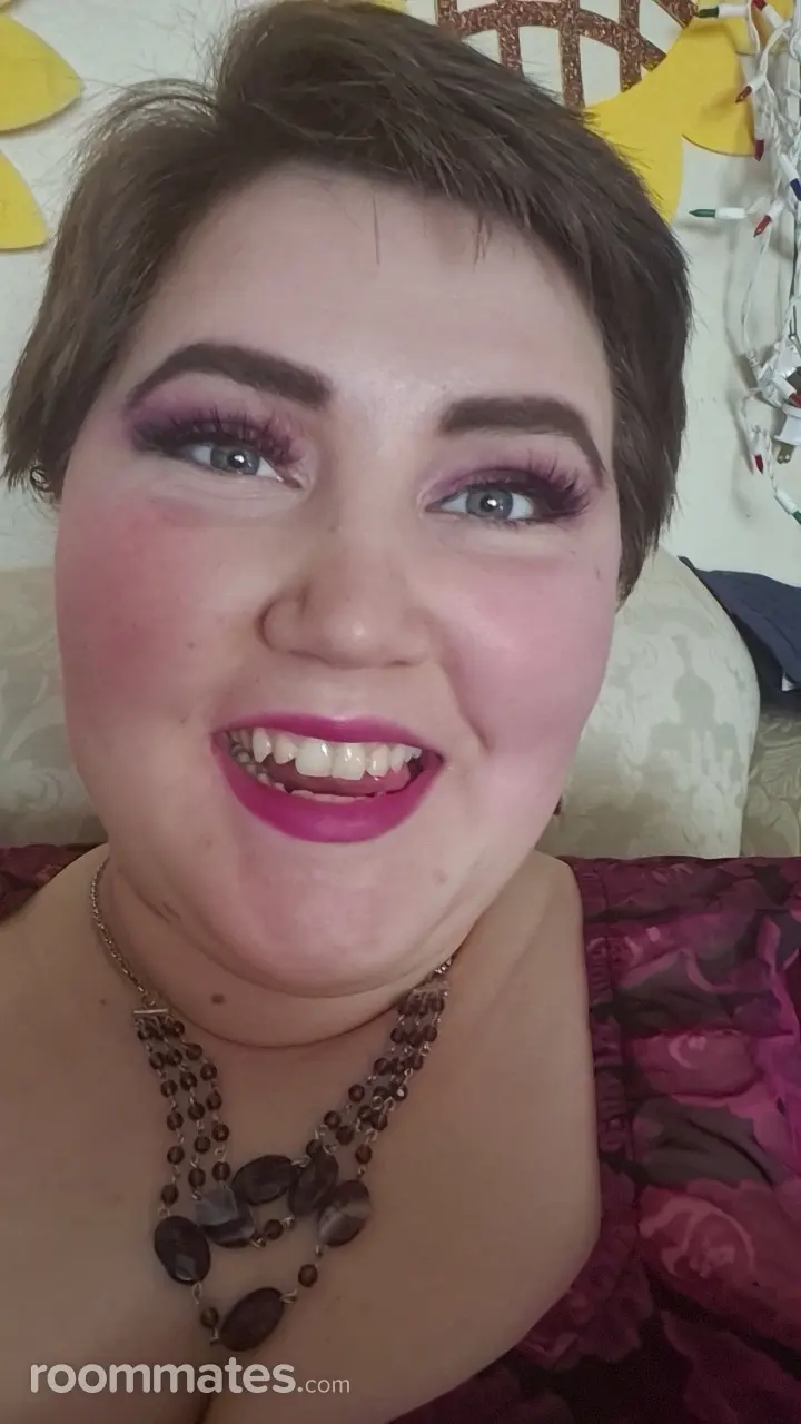 Profile photo 12 of 14