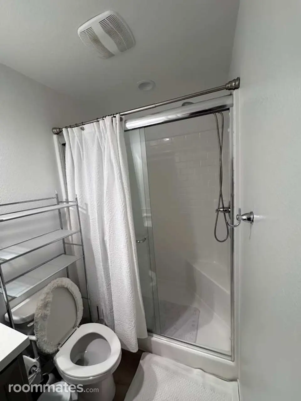 Profile photo 4 of 8