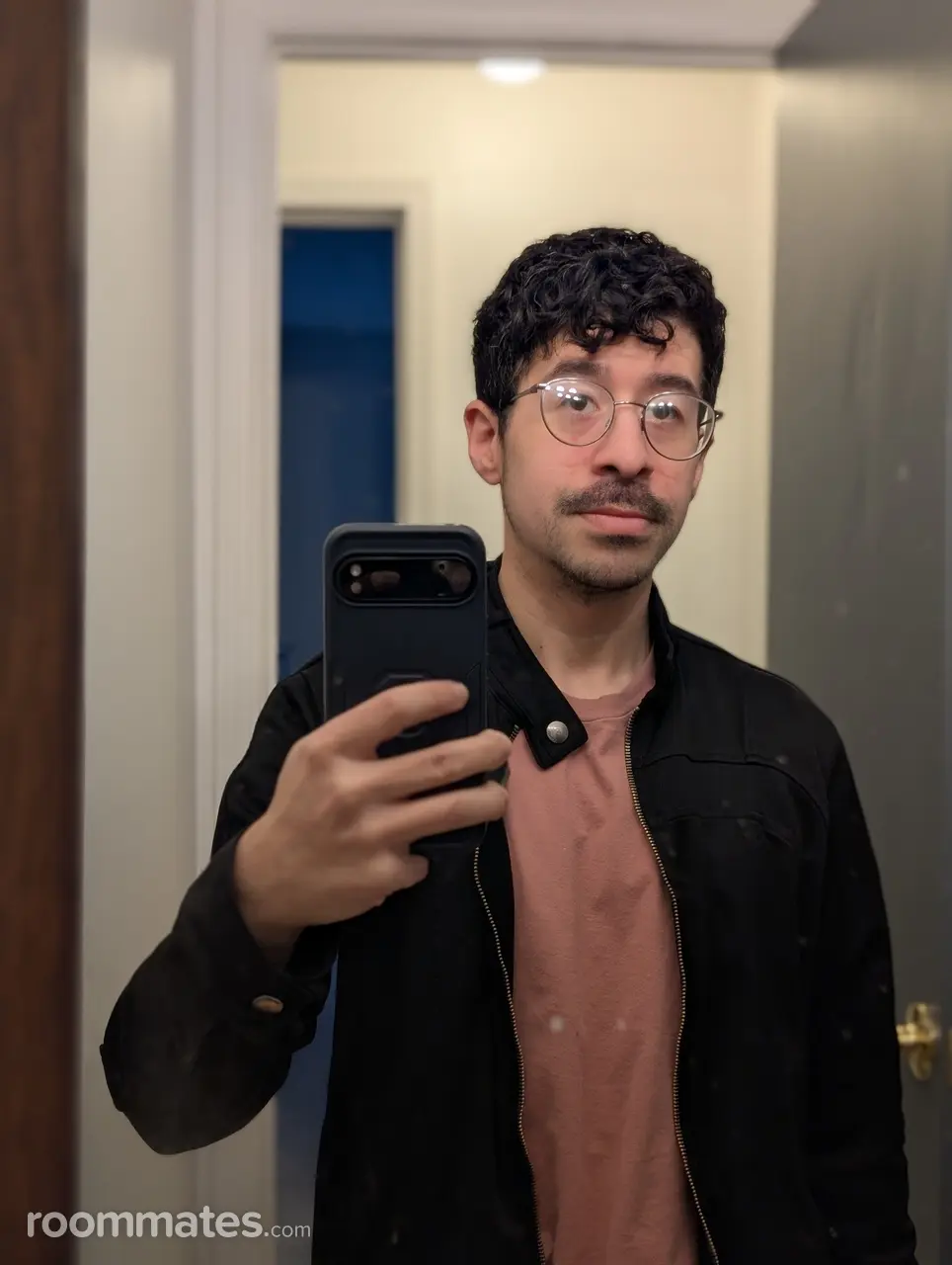 Profile photo 1 of 1