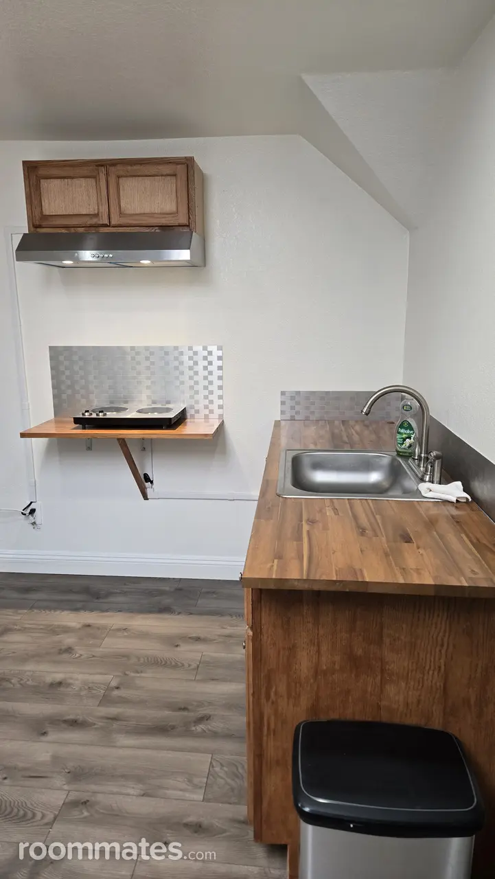 Profile photo 6 of 11